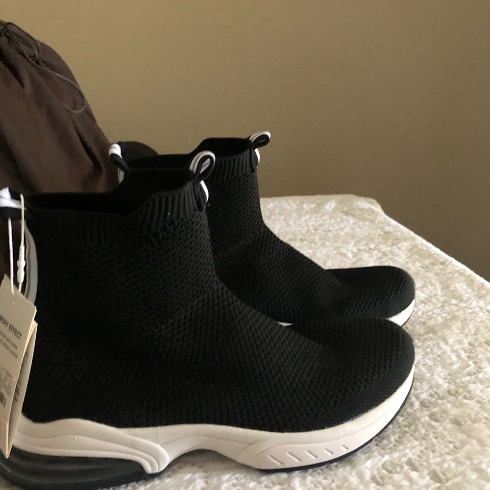New Zara kids sneaker boots sz 35